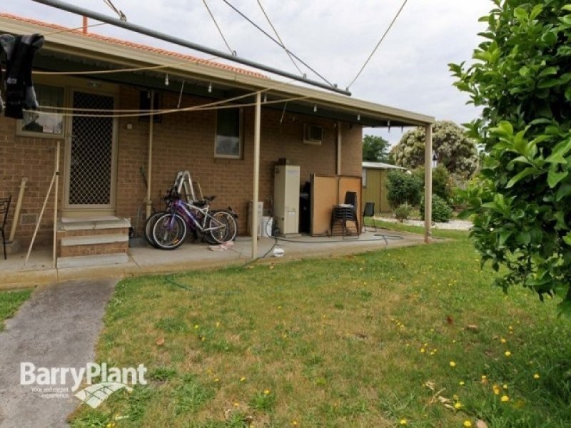 9 Caledonian Court, Keysborough VIC 3173