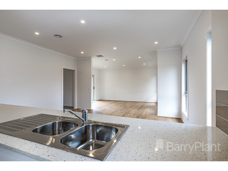 1/23 Bruce Street, Dandenong VIC 3175