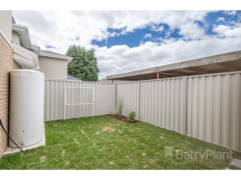 1/23 Bruce Street, Dandenong VIC 3175
