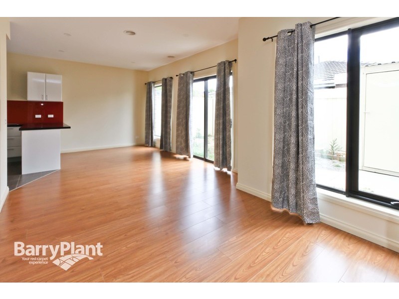4/7 Ronald Street, Dandenong VIC 3175