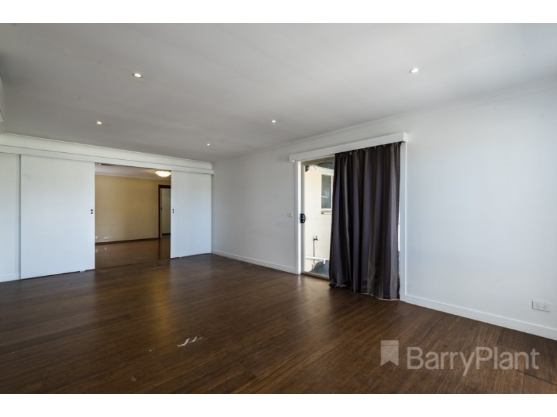 15 Sarona Street, Dandenong VIC 3175