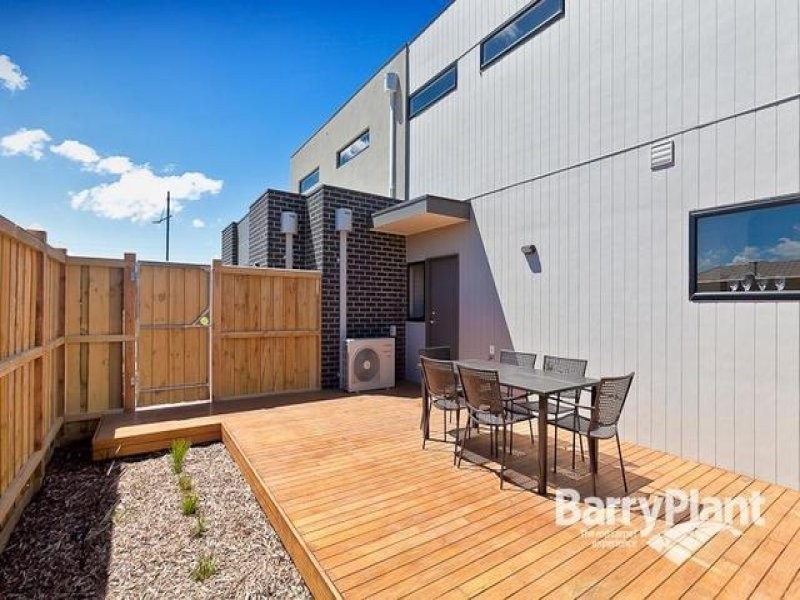 17 Flemington Rise, Officer VIC 3809