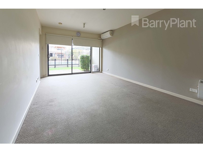 6/2 Monash Green Drive, Clayton VIC 3168