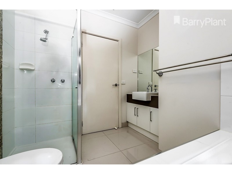 2/6 Maple Street, Springvale VIC 3171