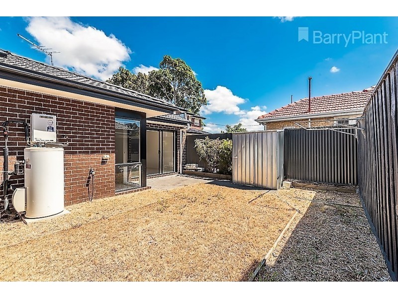 2/6 Maple Street, Springvale VIC 3171