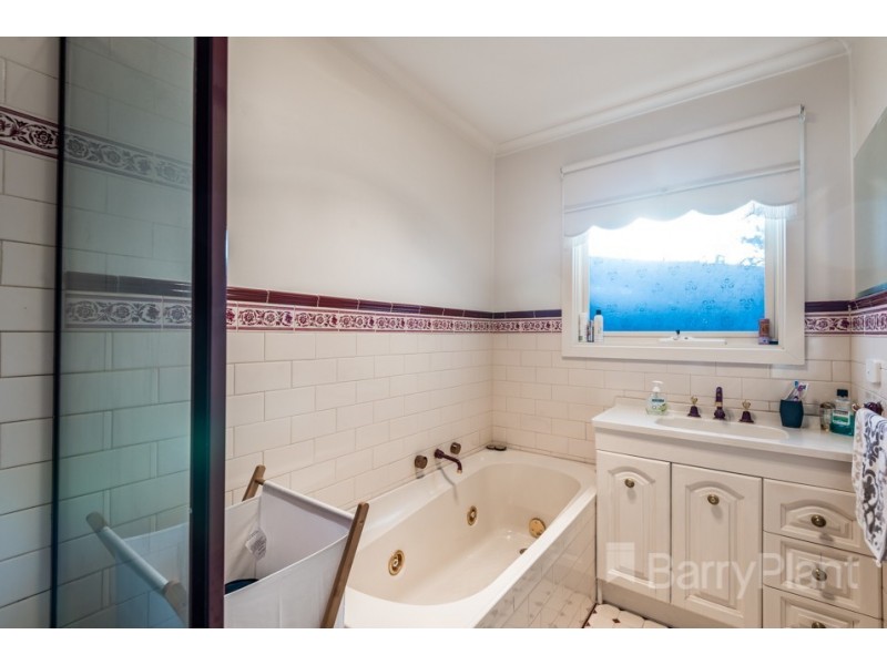 5 Bellvue Court, Noble Park North VIC 3174