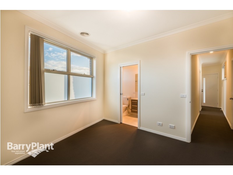 2/7 Springfield Court, Noble Park North VIC 3174