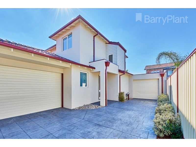 2/67 Willesden Road, Hughesdale VIC 3166