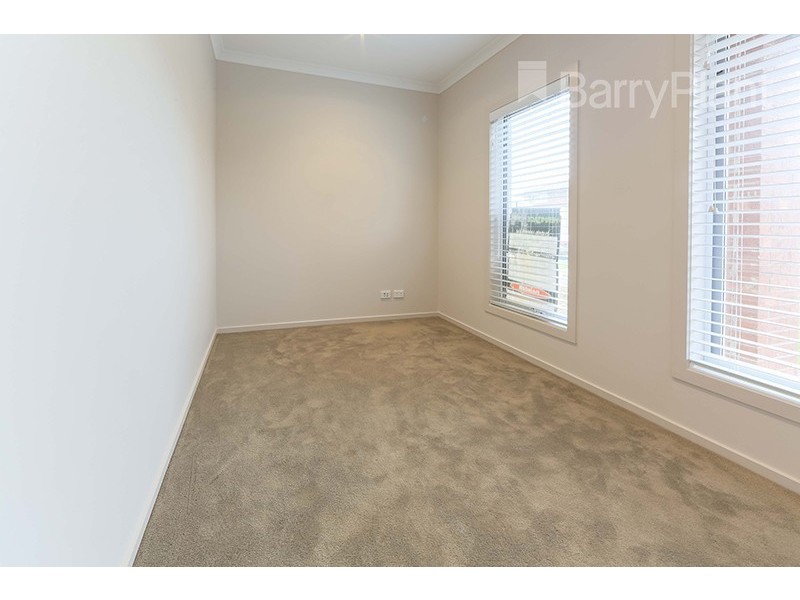 14 Petunia Drive, Keysborough VIC 3173