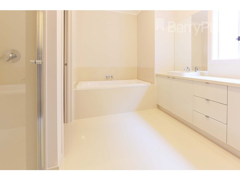 14 Petunia Drive, Keysborough VIC 3173