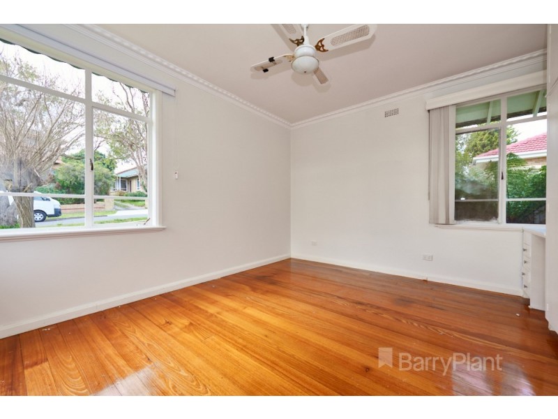 6 Gell Crt, Noble Park VIC 3174