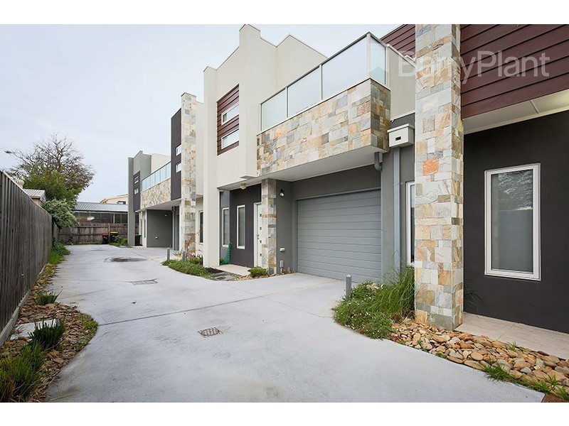 3/11 Osborne Avenue, Springvale VIC 3171