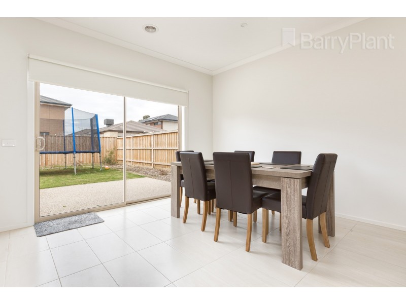 37 Petunia Drive, Keysborough VIC 3173