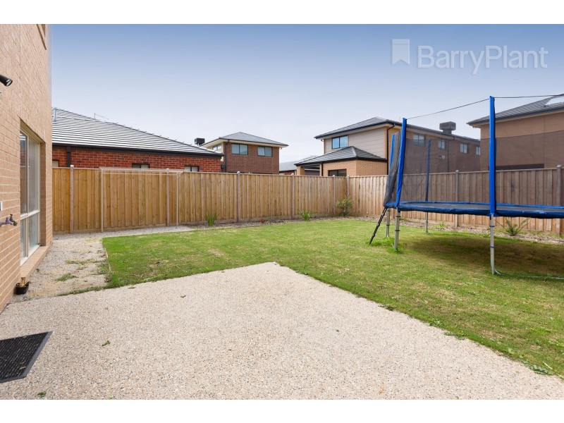 37 Petunia Drive, Keysborough VIC 3173