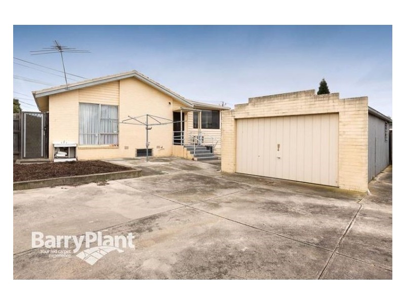 88 Illawarra Cres, Dandenong North VIC 3175