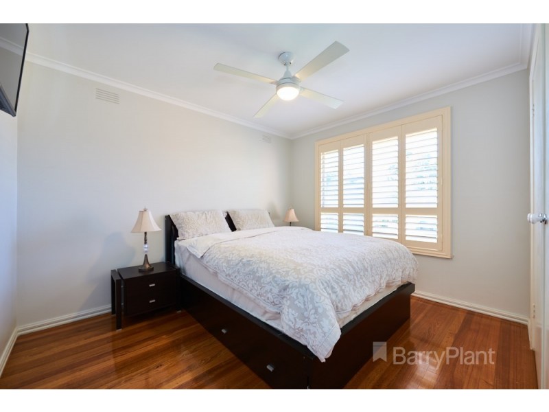 10 MacKinnon Court, Keysborough VIC 3173