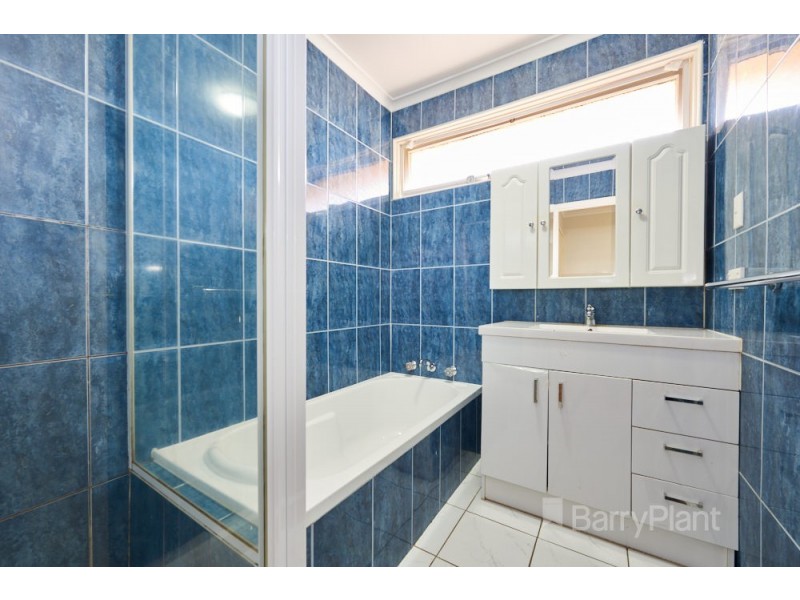 10 MacKinnon Court, Keysborough VIC 3173