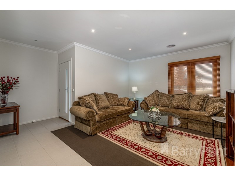 7 Harlequin Drive, Keysborough VIC 3173