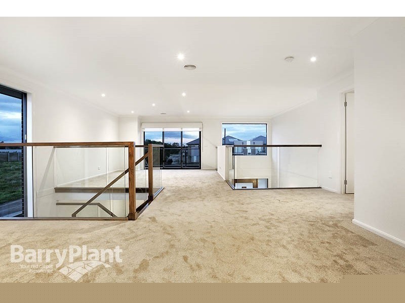 27 Trebilco Avenue, Keysborough VIC 3173