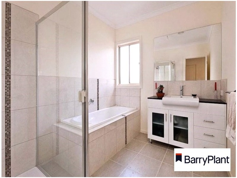 3/8 Anthony Street, Dandenong North VIC 3175