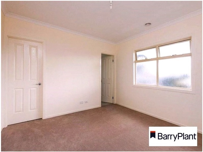 3/8 Anthony Street, Dandenong North VIC 3175