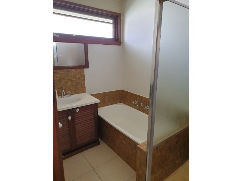 2/104 Douglas Street, Noble Park VIC 3174