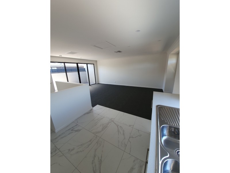 1/28 Henry Street, Noble Park VIC 3174