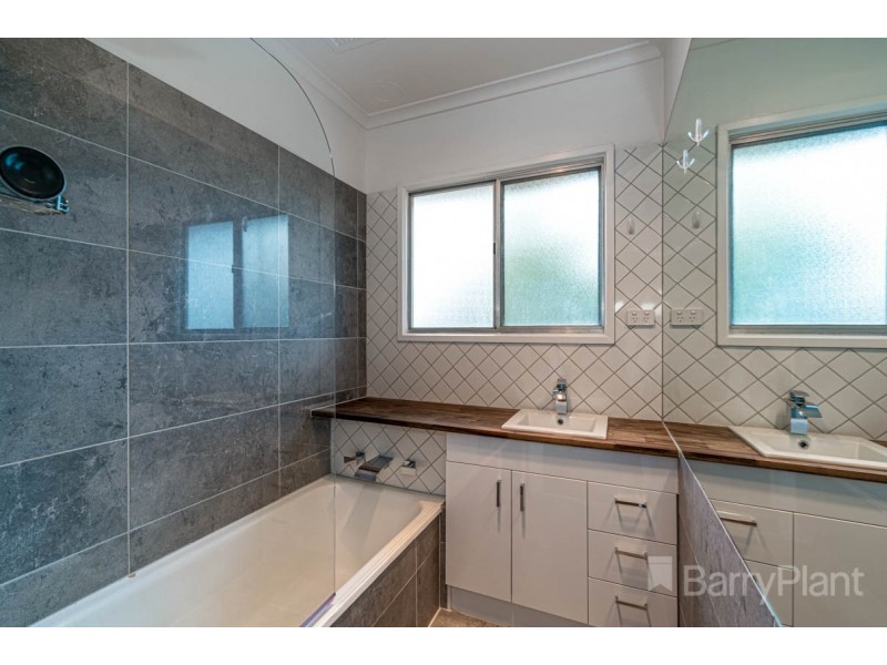 1/36 Jesson Crescent, Dandenong VIC 3175