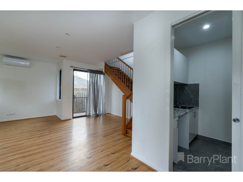 1/31A Wilma Ave, Dandenong VIC 3175