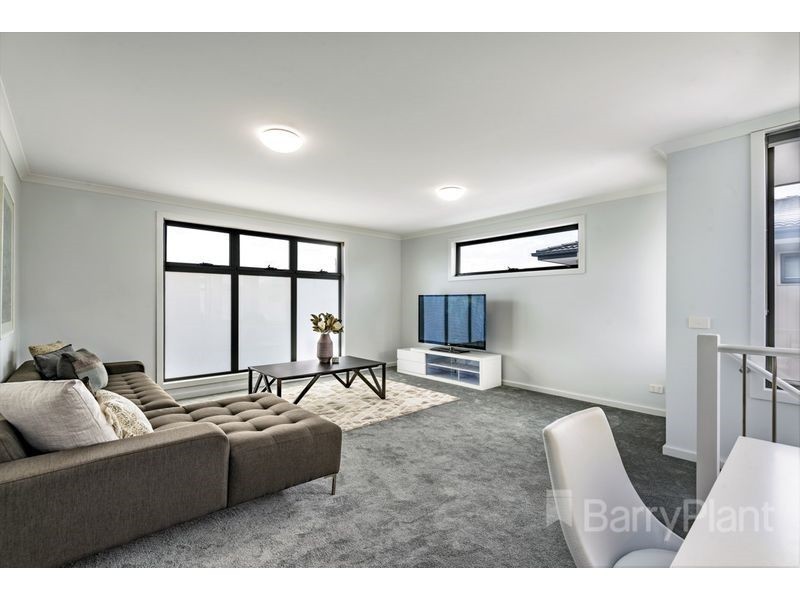 10 Perissos Place, Keysborough VIC 3173