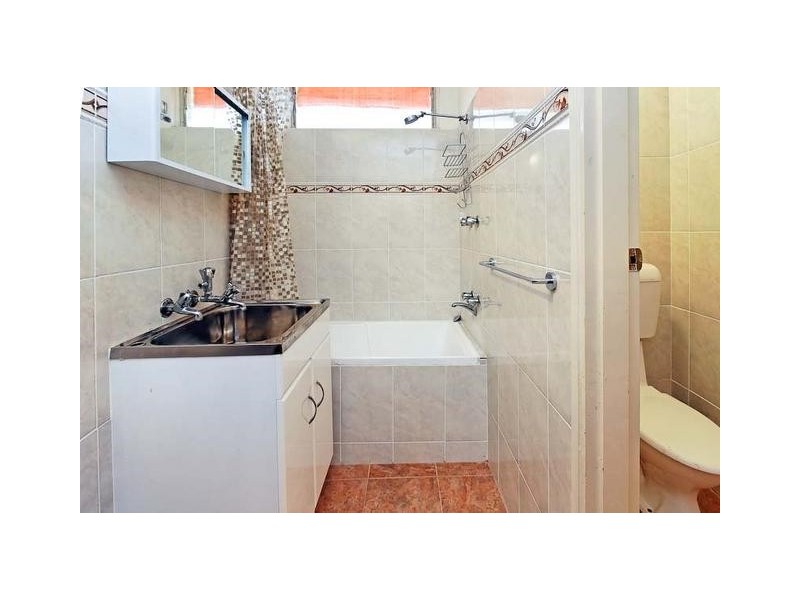 4/1193 Heatherton Rd, Noble Park VIC 3174