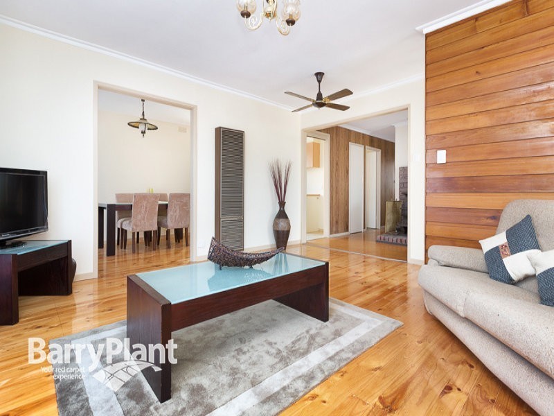 6 Cheviot Road, Keysborough VIC 3173