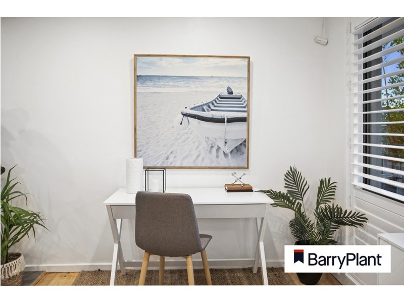 4 Stradbroke Crt, Noble Park North VIC 3174