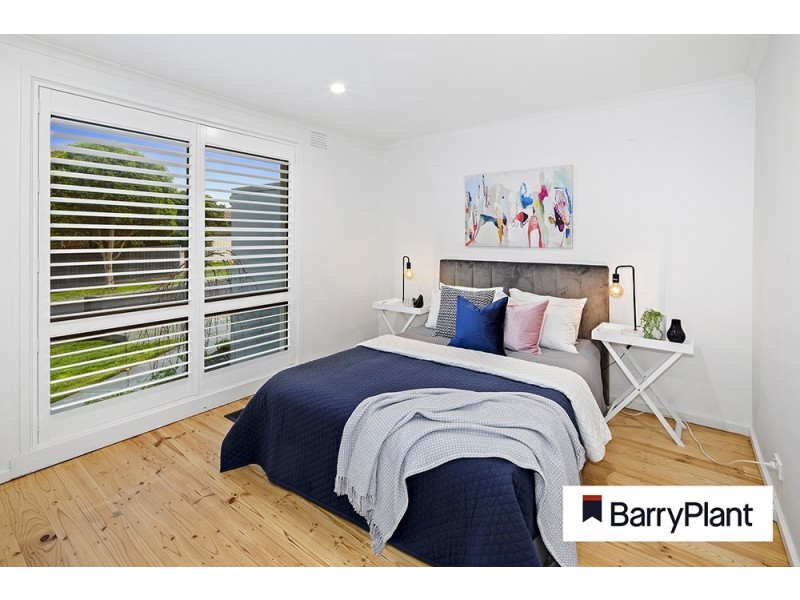 4 Stradbroke Crt, Noble Park North VIC 3174