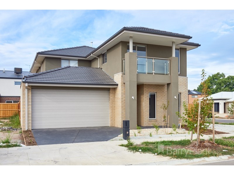 2 Emily Promenade, Keysborough VIC 3173