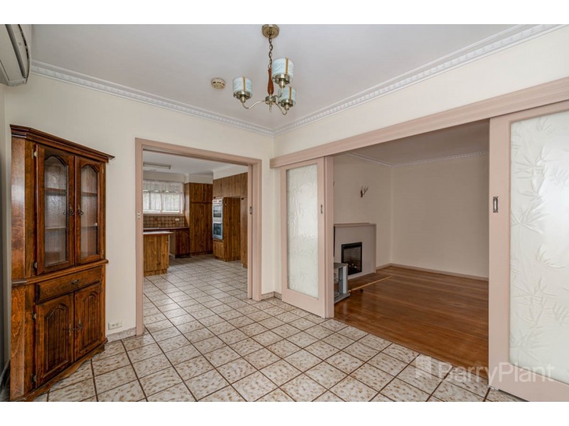 4 Camellia ave, Noble Park North VIC 3174