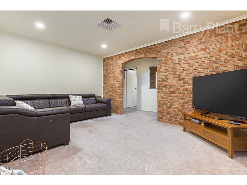 5 Barrington Close, Keysborough VIC 3173