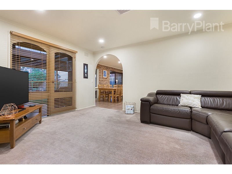 5 Barrington Close, Keysborough VIC 3173