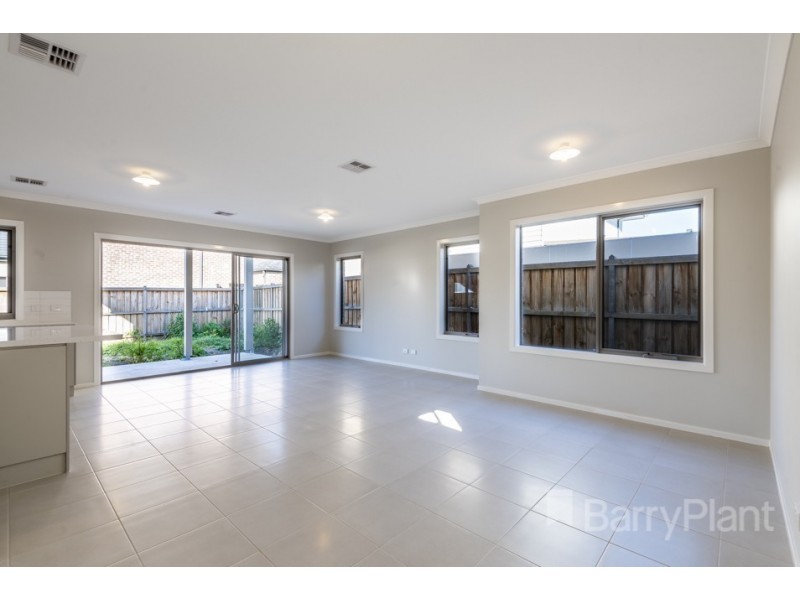 7 Petunia Drive, Keysborough VIC 3173