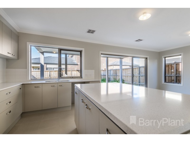 7 Petunia Drive, Keysborough VIC 3173