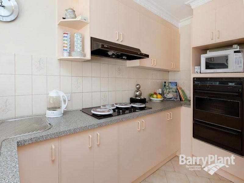 2/1 Bunarong Court, Dandenong North VIC 3175