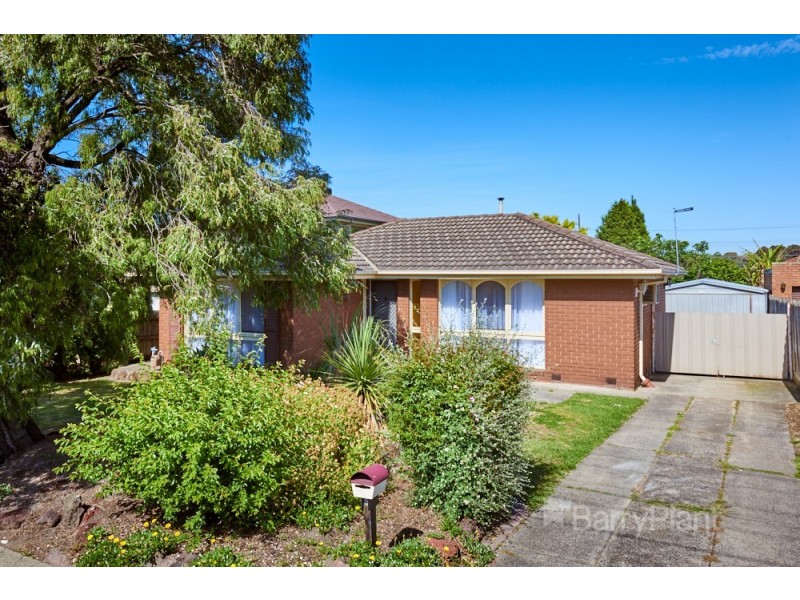 77 Shelton Crescent, Noble Park North VIC 3174