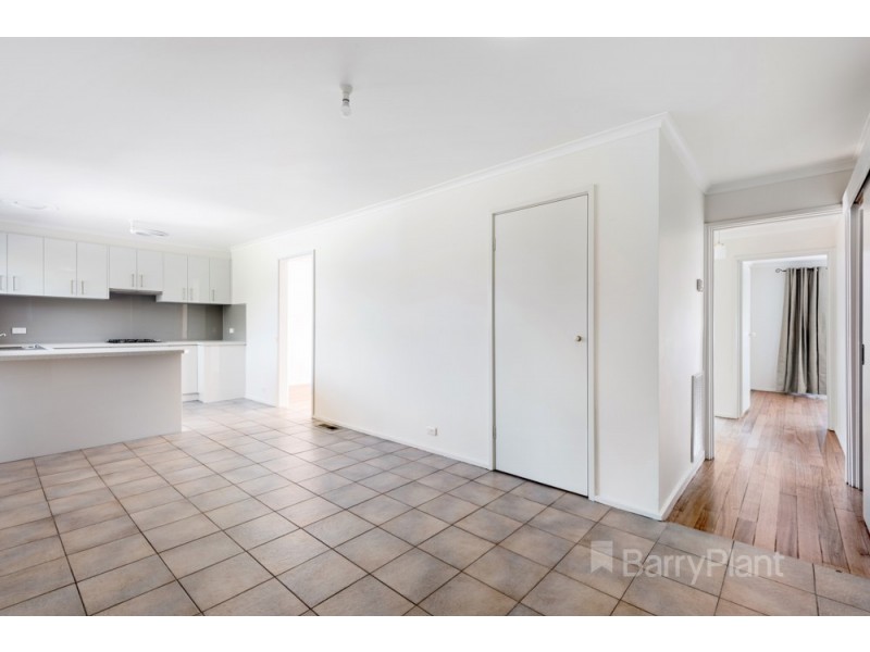 77 Shelton Crescent, Noble Park North VIC 3174