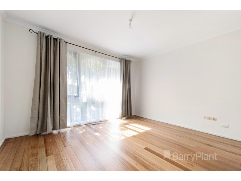 77 Shelton Crescent, Noble Park North VIC 3174