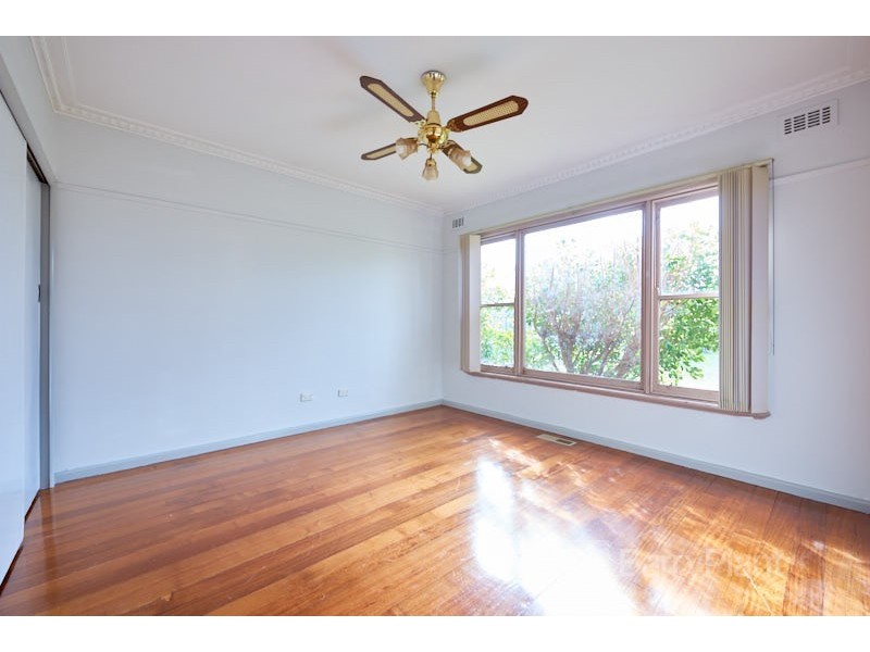 4 Florence Court, Dandenong VIC 3175