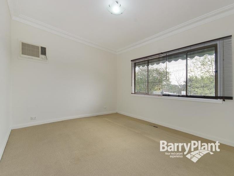 5 Larbert Rd, Noble Park VIC 3174