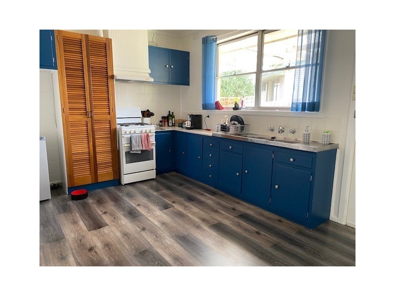 33B Kingswood Crescent, Noble Park North VIC 3174