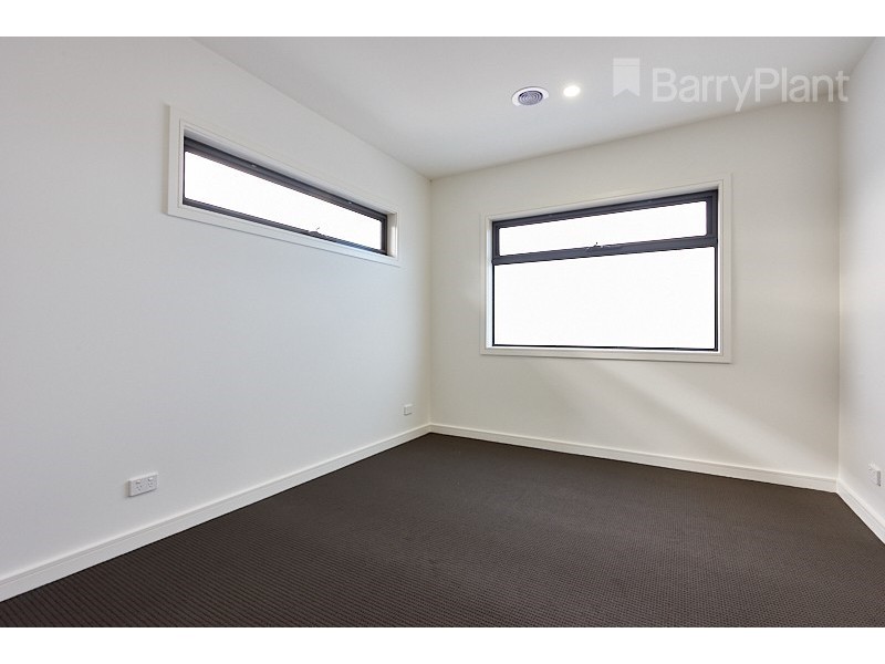 17B Dunvegan Crescent, Dandenong VIC 3175