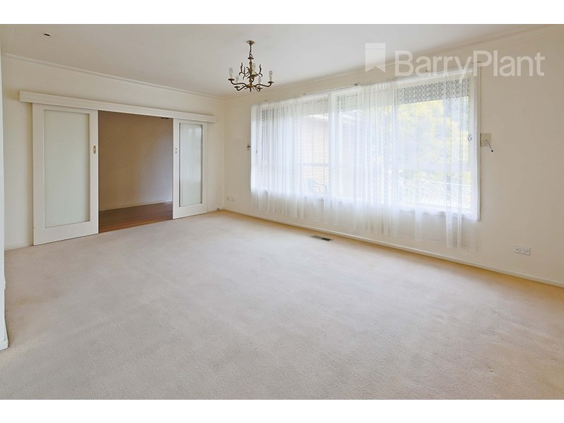 87 Oakwood Avenue, Noble Park North VIC 3174