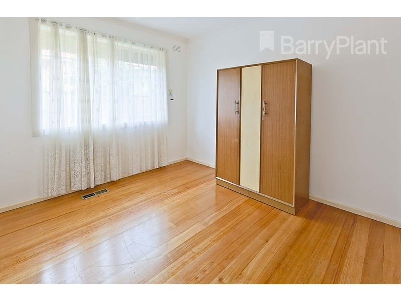 87 Oakwood Avenue, Noble Park North VIC 3174